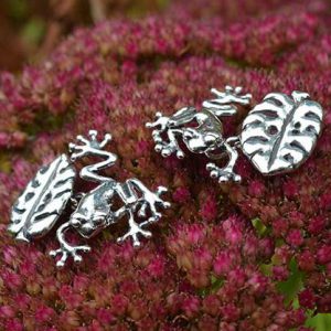 Frog-Cufflinks-7---Emma-Keating-Jewellery