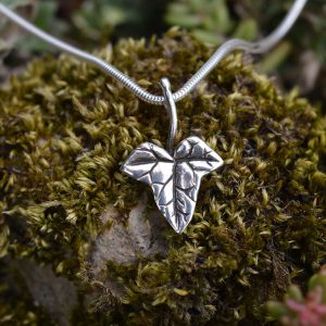 Ivy Pendant 4 - Emma Keating Jewellery