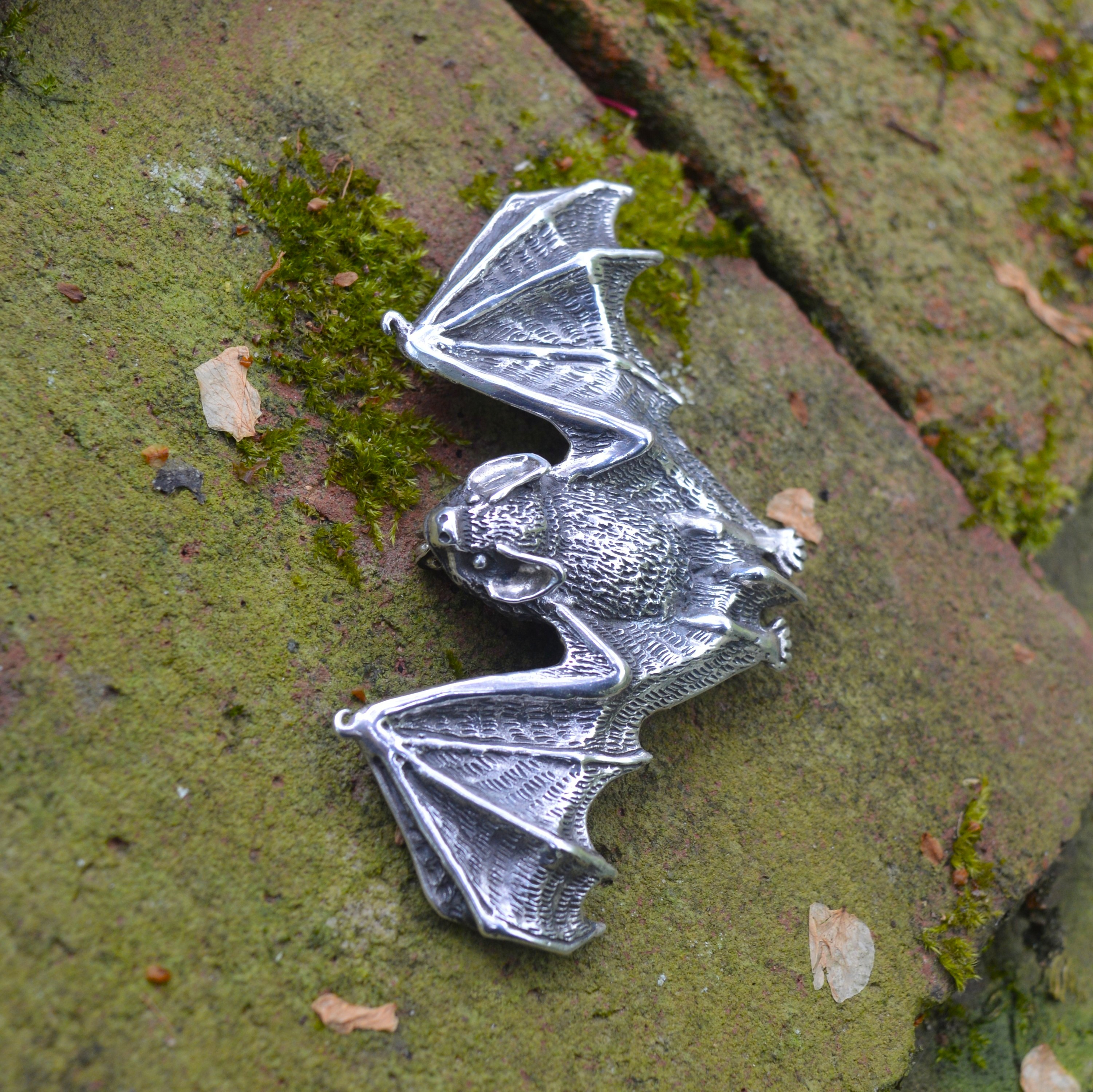 Pipistrelle Brooch (large)
